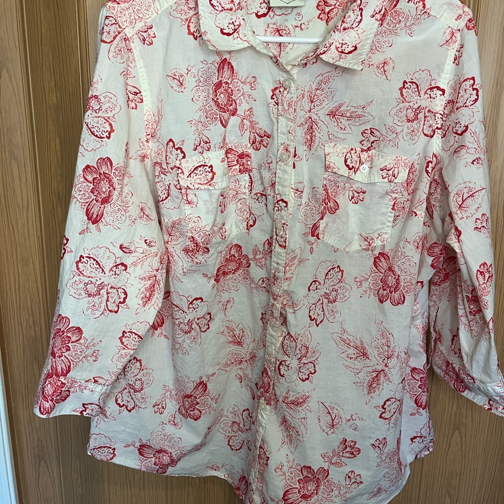 St. John’s Bay Red And White 3/4 Sleeve Shirt Size 2x
